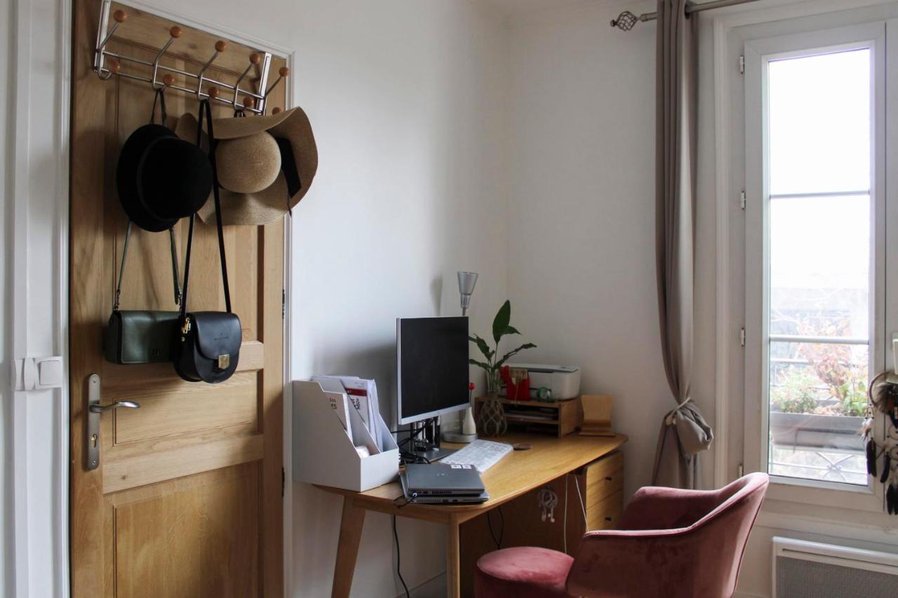 Bright Cocoon In The Heart Of The Bercy District Parijs